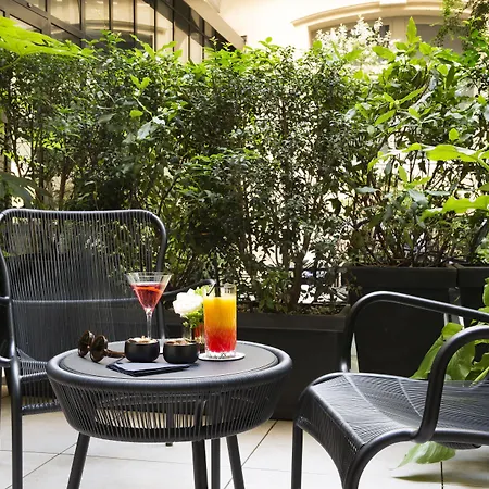 Le Narcisse Blanc Hotel 5*