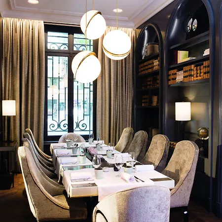 Le Narcisse Blanc Paris