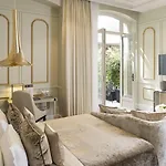 Le Narcisse Blanc Hotel Parijs