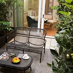 Le Narcisse Blanc Hotel Parijs