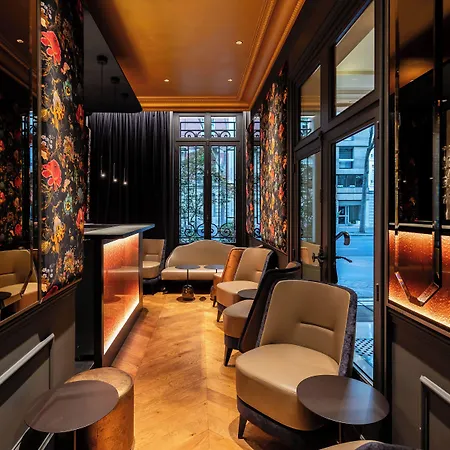 Le Narcisse Blanc Hotel
