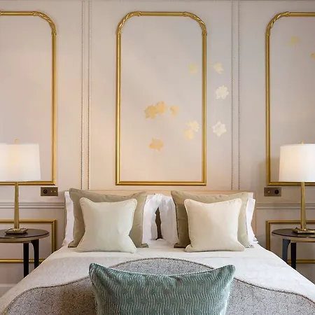 Le Narcisse Blanc Hotell