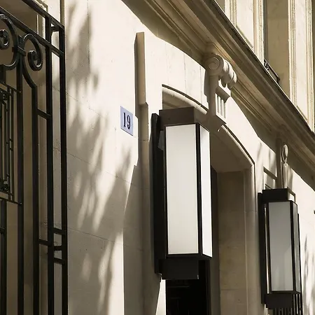 Le Narcisse Blanc Hotel Paris