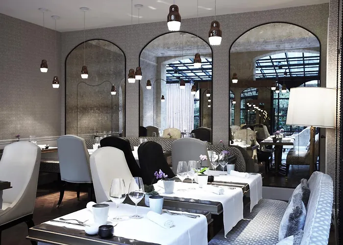 Hotel Le Narcisse Blanc Parijs