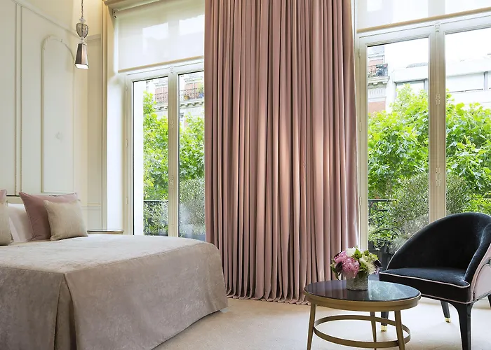 Le Narcisse Blanc Hotel Parijs