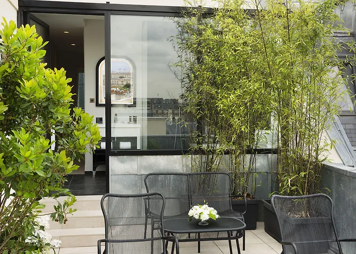 Le Narcisse Blanc Hotel Parijs