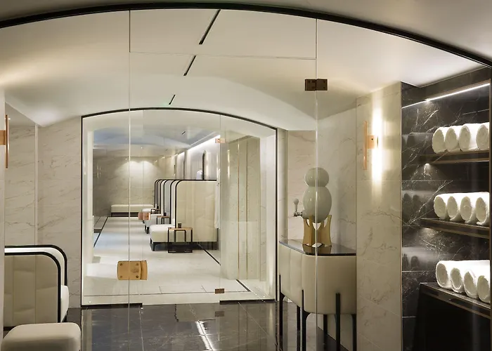 Hotel Le Narcisse Blanc Parijs