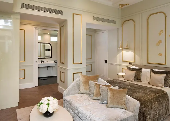 Le Narcisse Blanc Parijs