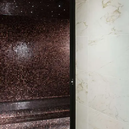 Hotel Le Narcisse Blanc 5*