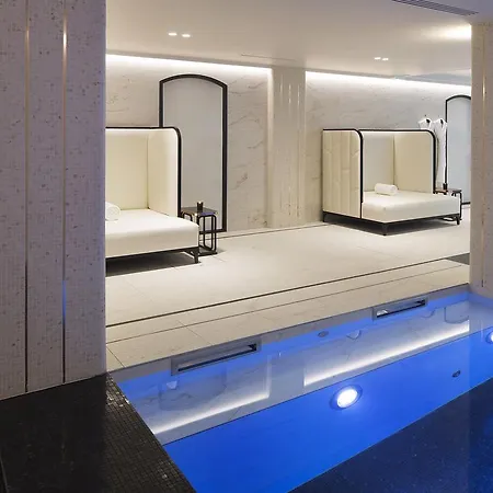 Hotel Le Narcisse Blanc Paris