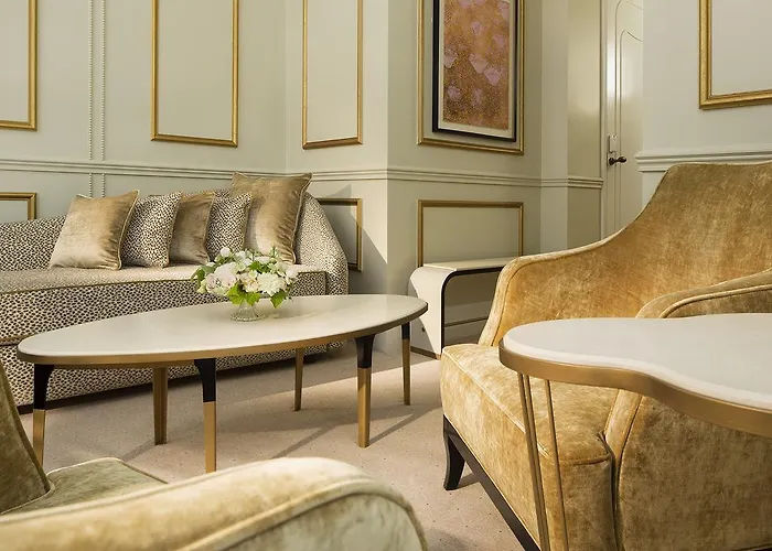 Le Narcisse Blanc Париж